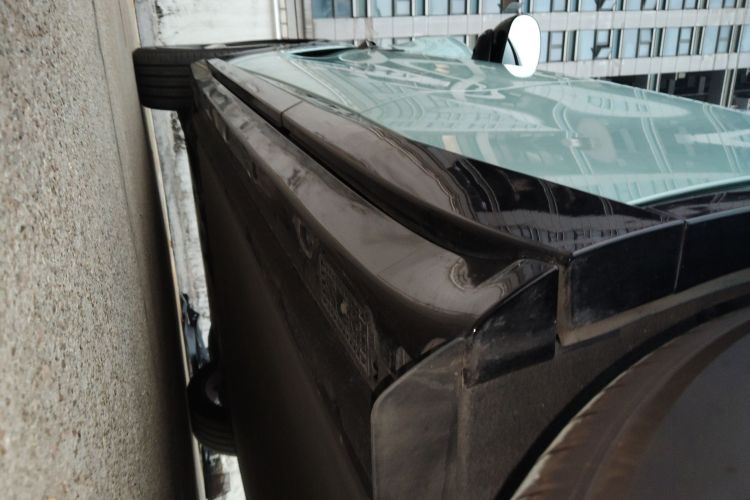 小米汽车 小米YU7 2025款 超长续航高性能四驱Max版局部细节9002