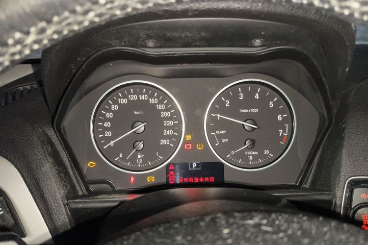 宝马1系(进口) 2016款 118i 领先型中控内饰14