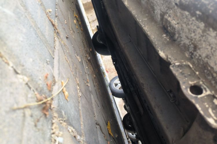 标致301 2016款 1.6L 手动舒适版局部细节9001