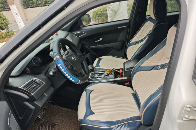 陆风X7 2015款 2.0T 全景尊贵版局部细节19