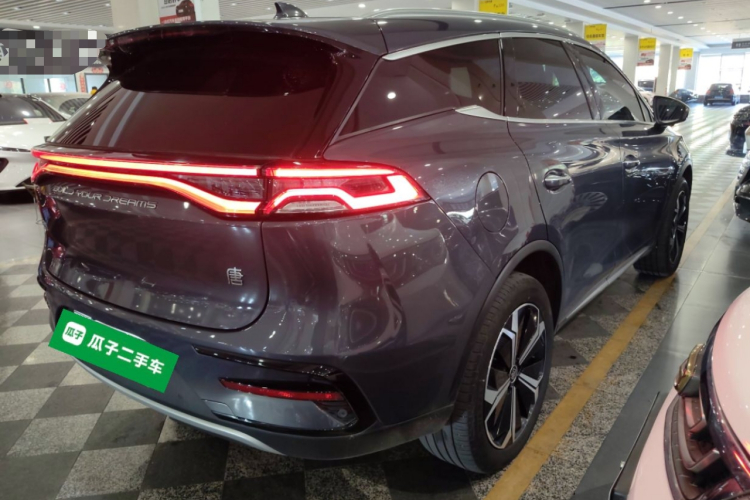 比亚迪 唐新能源 2022款 EV 730KM 尊享型车身外观7