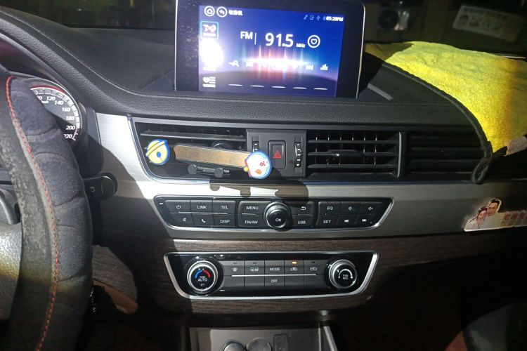 东风风行 景逸X5 2017款 1.6L CVT豪华型中控内饰16