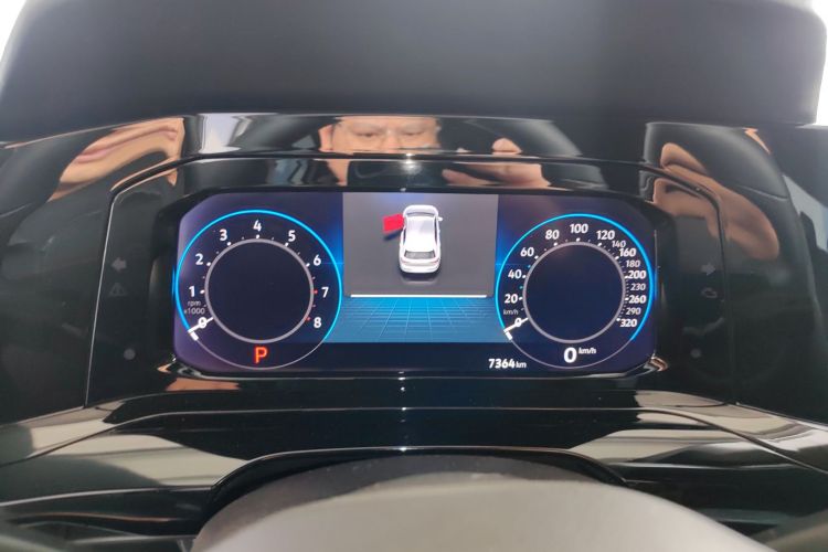 大众 高尔夫 2023款 改款 280TSI DSG R-Line中控内饰14