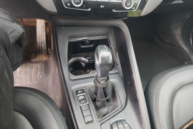 宝马X1 2018款 sDrive18Li 时尚型中控内饰18