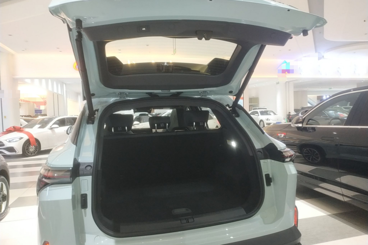 捷途山海L6 2024款 1.5TD DHT ULTRA机舱底盘23