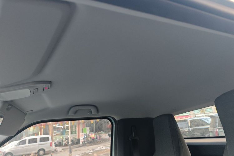 五菱汽车 五菱NanoEV 2021款 玩乐款中控内饰22