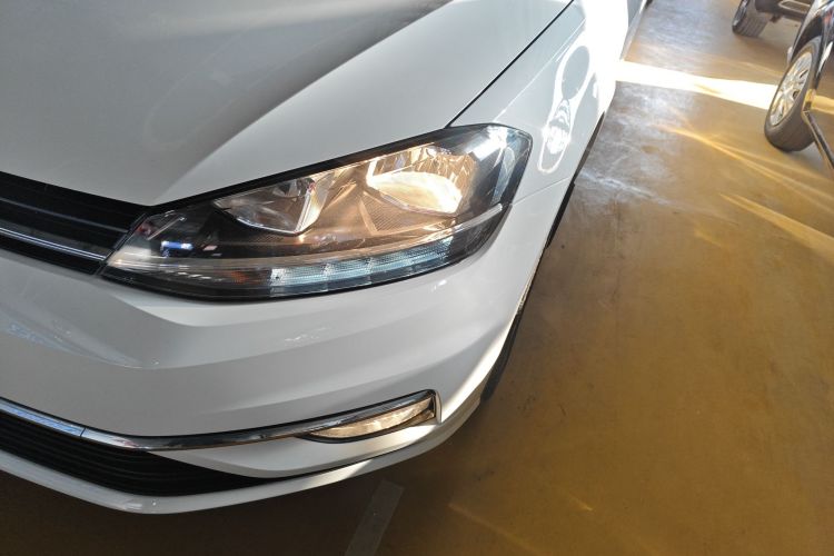 大众 高尔夫 2018款  230TSI 自动豪华型局部细节36