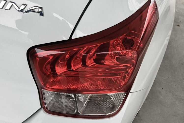 现代 瑞纳 2017款 1.4L 手动焕新版 国VI车身外观6006