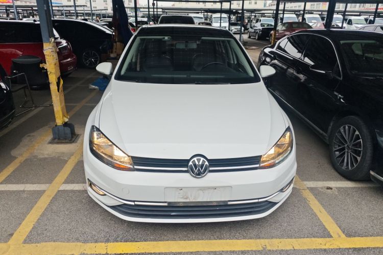 大众 高尔夫 2018款 1.6L 自动舒适型车身外观2