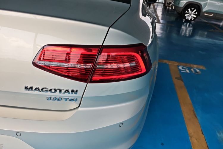 大众 迈腾 2019款 330TSI DSG 领先型 国VI车身外观9