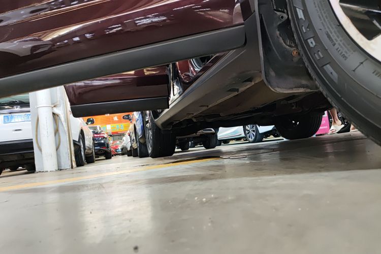 广汽传祺 传祺GS4 2015款 200T G-DCT精英版局部细节9001