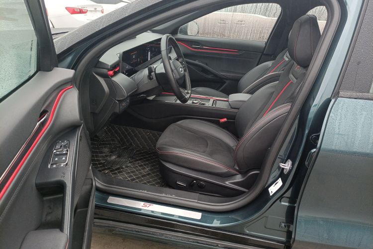 福特 蒙迪欧 2023款 1.5T E-混动 ST-Line中控内饰19