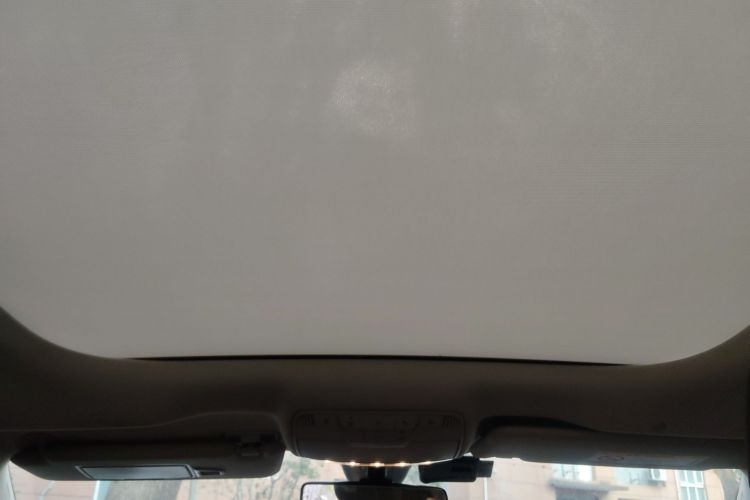 奔驰E级 2022款 改款二 E 260 L中控内饰22