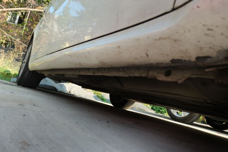 标致508 2015款 1.6THP 自动致臻版机舱底盘29