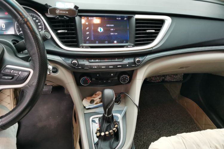 别克 英朗 2016款 15N 自动精英型中控内饰16