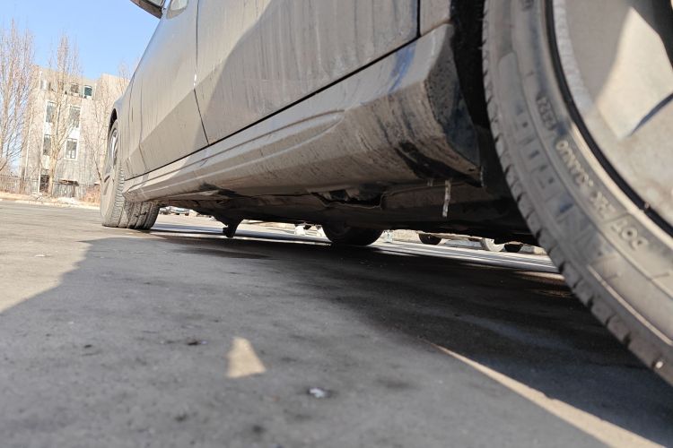 奔驰E级 2015款 改款 E 260 L 运动型局部细节9003