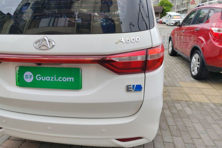 长安凯程 长安欧尚A600EV 2021款 EV车身外观6006