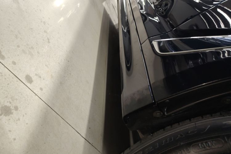 宝马5系 2022款 改款二 525Li M运动套装局部细节9001