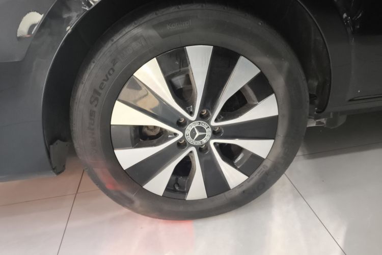 奔驰 威霆 2021款 2.0T 精英版 7座车身外观6008