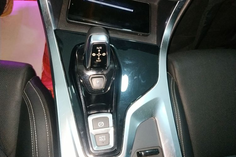 领克01 2019款 2.0T 两驱型Pro版 国V局部细节18