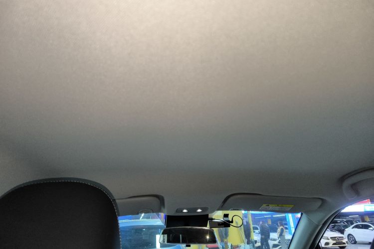 哪吒汽车 哪吒V 2021款 长续航娱乐版升级型局部细节22