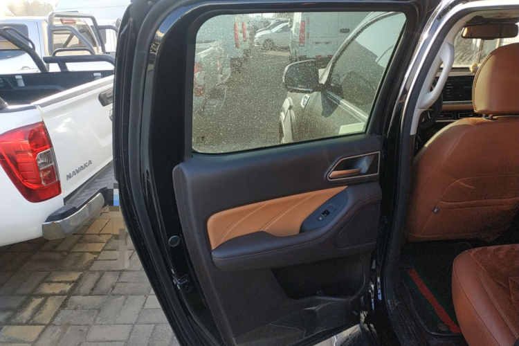 长城 炮 2023款 2.0T乘用版自动柴油四驱尊享型GW4D20M中控内饰7008