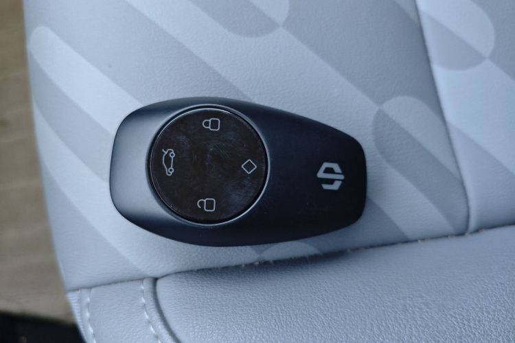 零跑汽车 零跑T03 2024款 310舒享版中控内饰7001