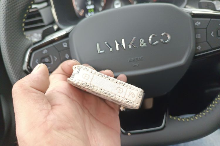 领克06 2023款 Remix 1.5T 劲Halo中控内饰11