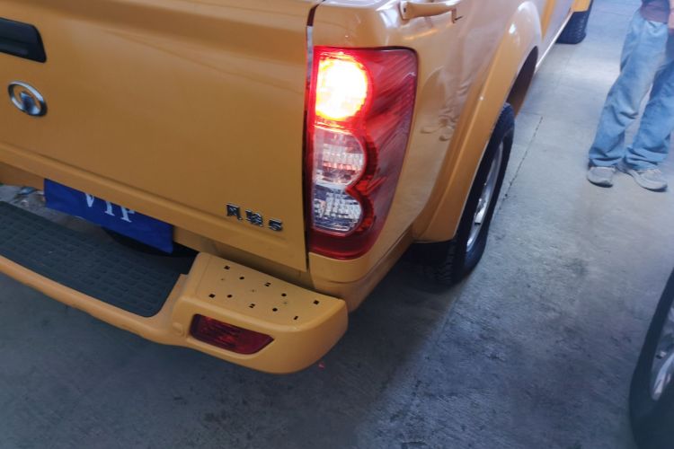 长城 风骏5 2020款 2.4L汽油两驱超值型大双排国VI 4K22D4M车身外观6006