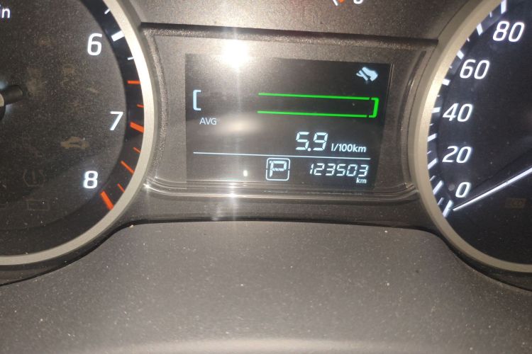 日产 轩逸 2018款 1.6XV CVT尊享版中控内饰15