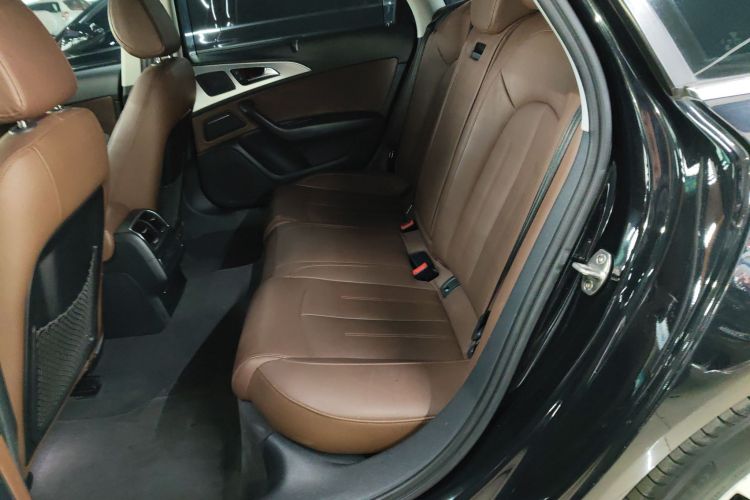 奥迪A6L 2015款 TFSI 百万纪念智领型中控内饰21