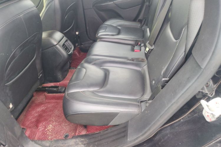 Jeep 自由光 2016款 2.4L 优越版中控内饰21