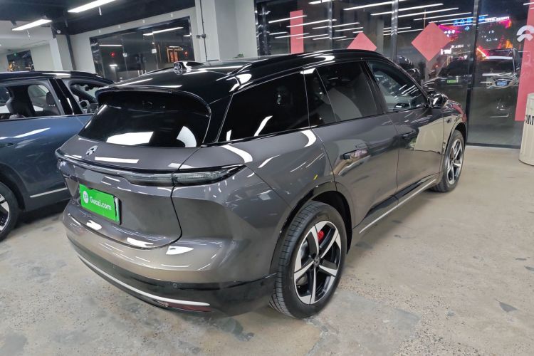 蔚来ES6 2025款 75kWh车身外观7