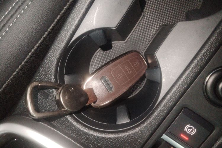 奥迪A3 2021款 A3L Limousine 35 TFSI 时尚致雅型中控内饰11