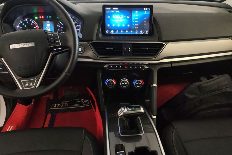 哈弗H6 2021款 运动版 1.5T 自动精英智联型 六边形格栅中控内饰16