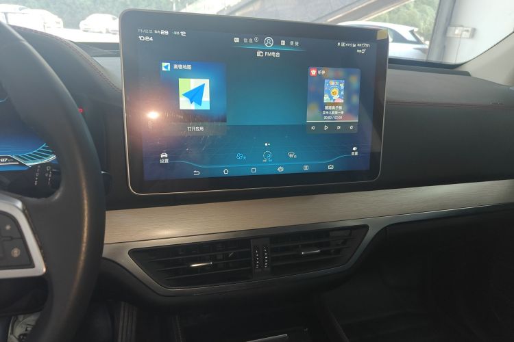 比亚迪 唐新能源 2018款 DM 2.0T 全时四驱智联创世版 7座 国V中控内饰16