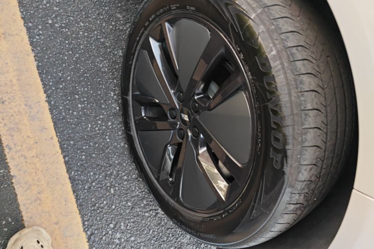 理想汽车 理想L6 2024款 Pro车身外观10