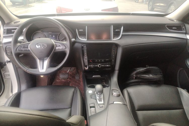英菲尼迪QX50 2018款 2.0T 两驱时尚版中控内饰12