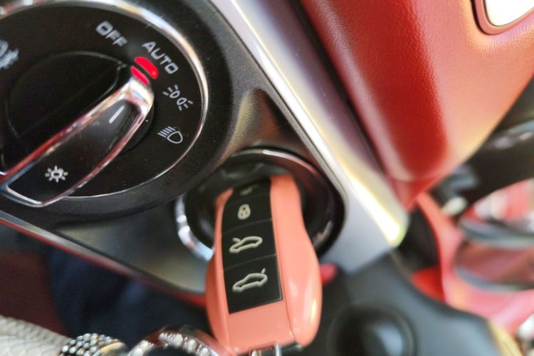 保时捷 2013款 Boxster 2.7L中控内饰11