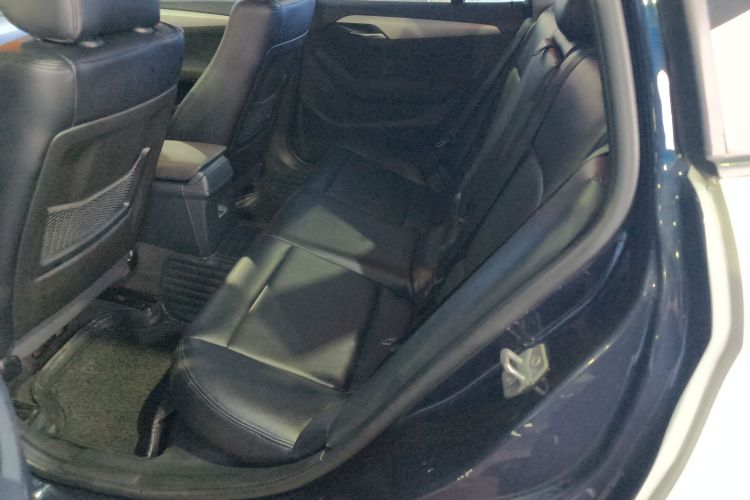 宝马X1 2014款 sDrive18i 时尚型中控内饰7004