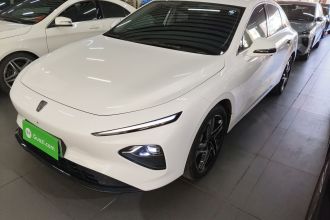 荣威D7 2023款 EV 510km 后驱旗舰版