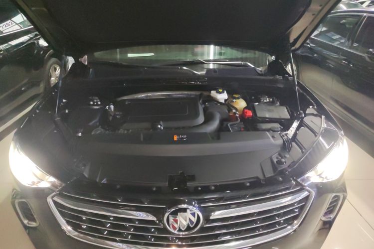 别克 2020款 昂科威S 652T 四驱豪华型机舱底盘24