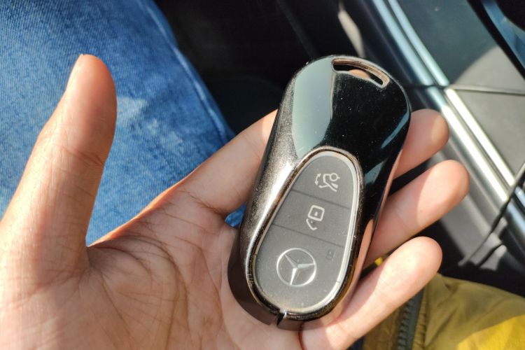 奔驰C级 2024款 改款 C 200 L 运动版中控内饰11