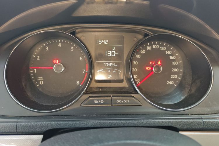 大众 朗逸 2015款 1.6L 手动舒适版中控内饰14