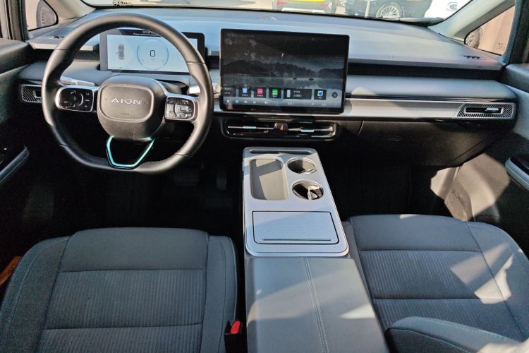 埃安 AION Y 2023款 Plus 510 乐享版中控内饰7002