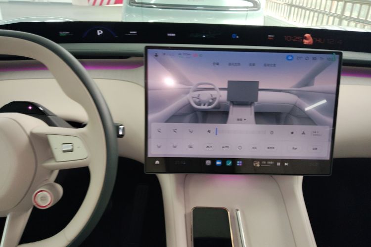 小米汽车 小米YU7 2025款 超长续航高性能四驱Max版局部细节16