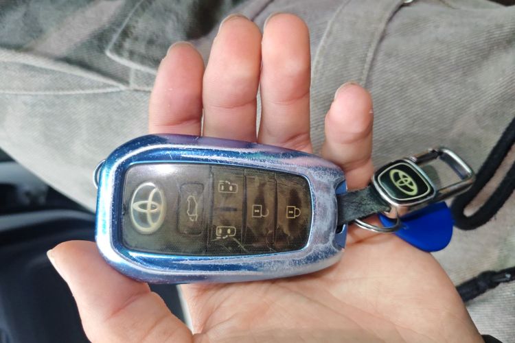 丰田 赛那SIENNA 2021款 2.5L混动 铂金版中控内饰11