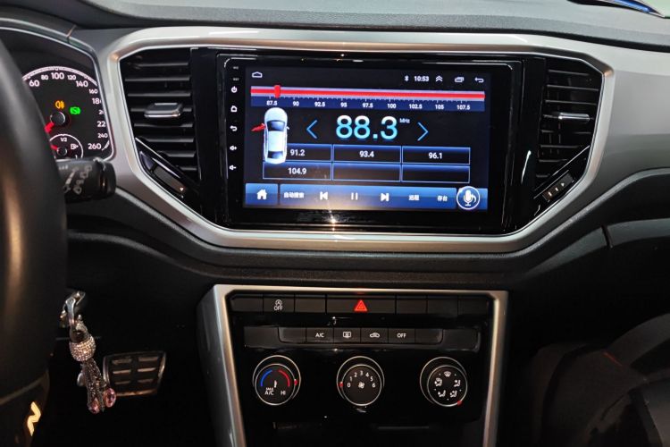 大众 T-ROC探歌 2019款 230TSI DSG两驱R-Line中控内饰16