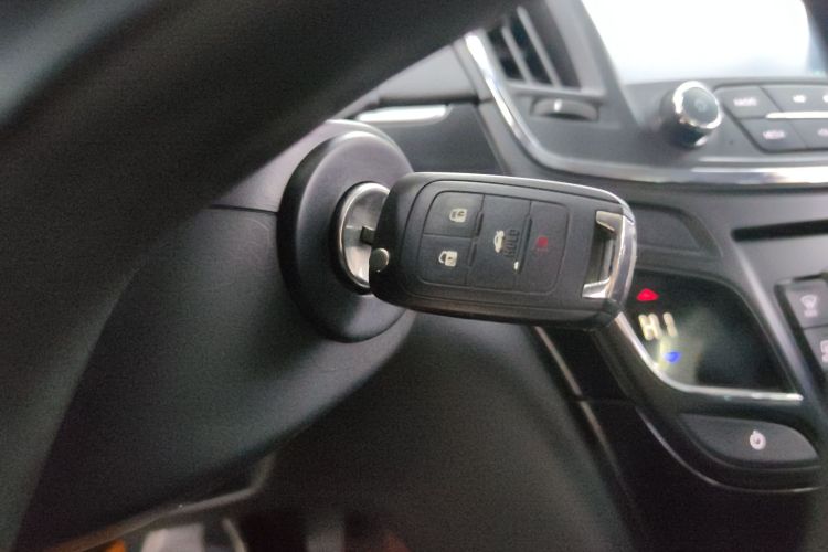 别克 君威 2015款 1.6T 领先技术型中控内饰11