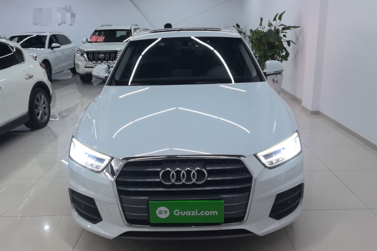 奥迪Q3 2018款 30周年年型 35 TFSI 时尚型车身外观2